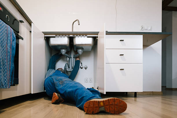 Professional Leak Detection technician working in Rockville, RI
